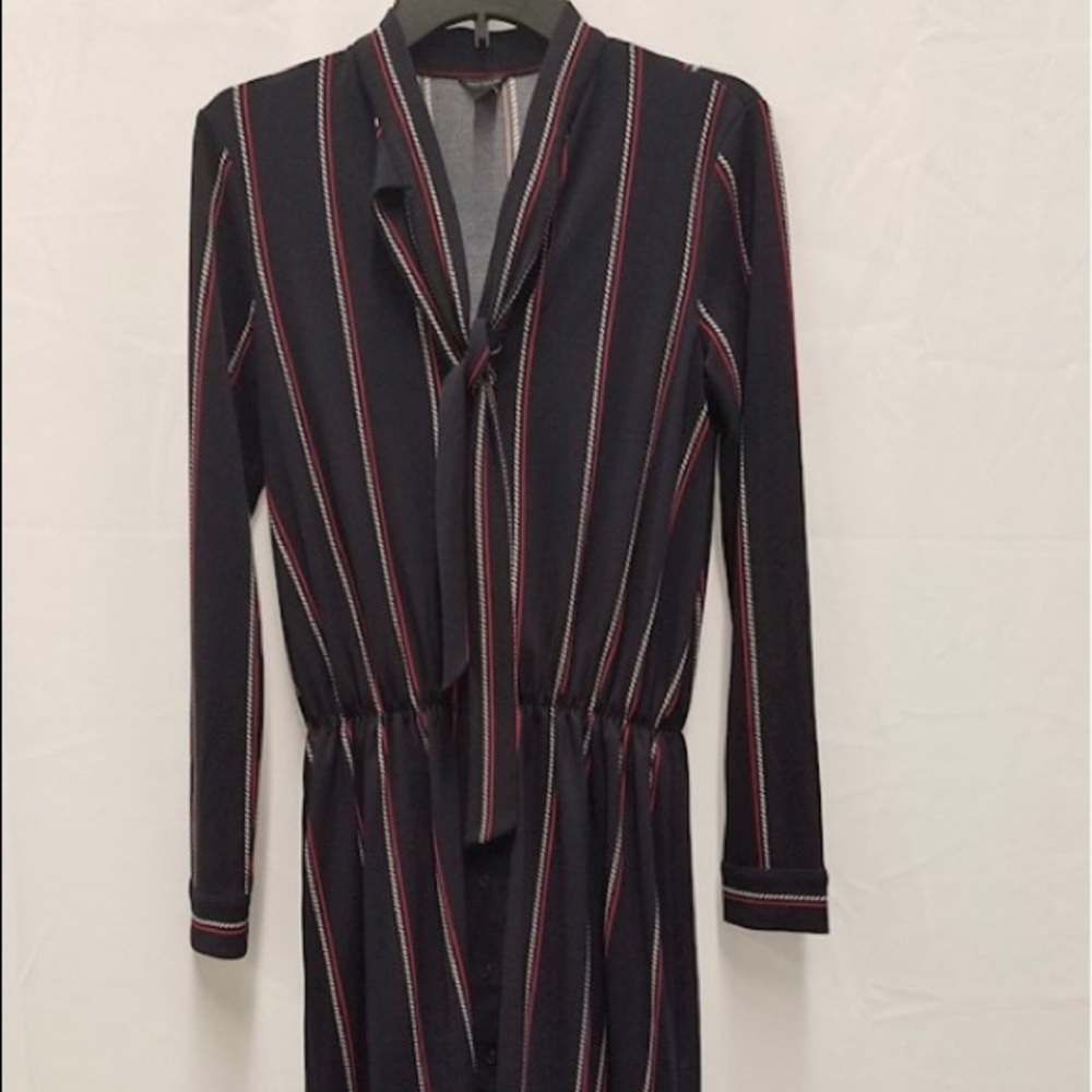 Ann Taylor tie neck navy striped dress. Size L